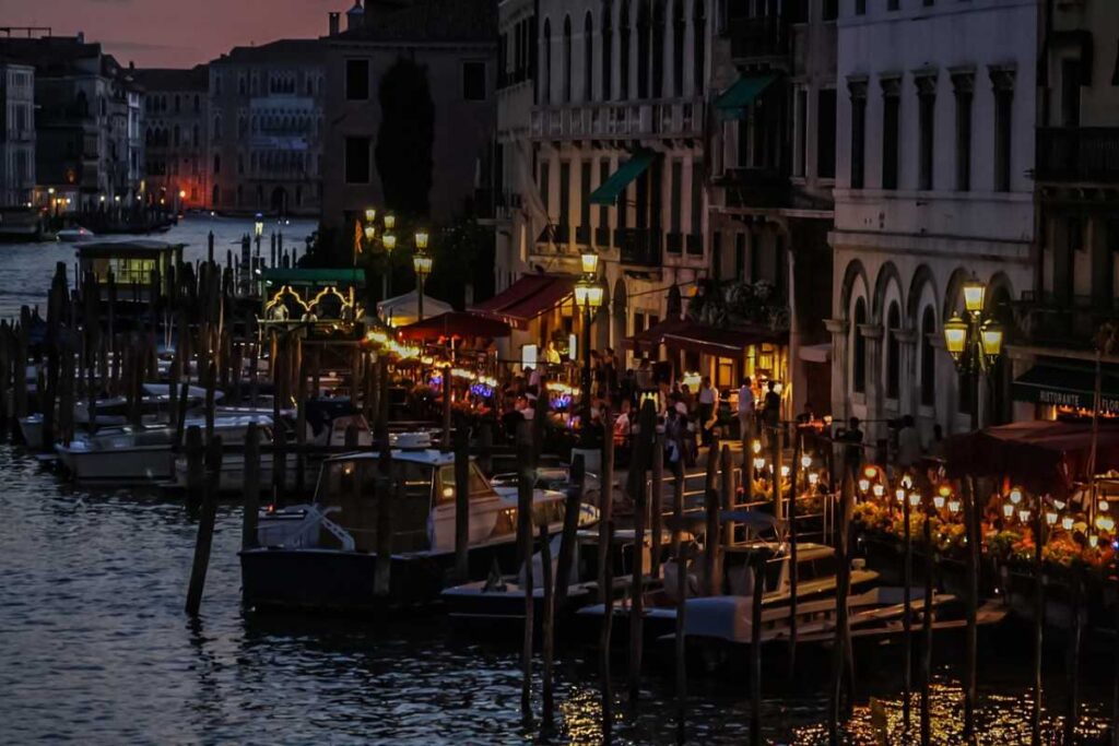 home depot rival files for bankruptcy chapter 11